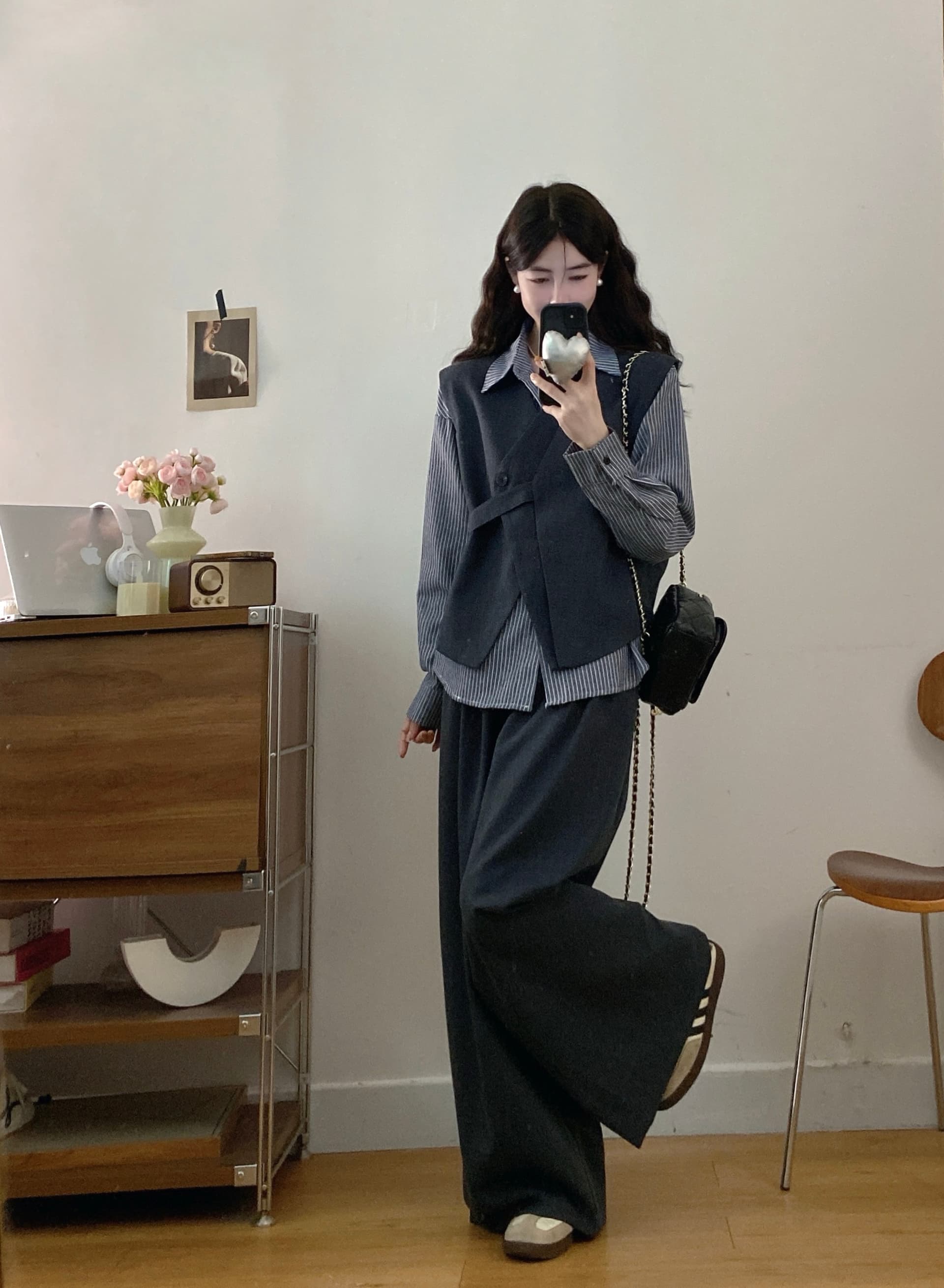 실사 빅 사이즈 여성 의류 가을 새로운 한 부서 디자인 센스 불규칙 베스트 스트라이프 셔츠 와이드 레그 팬츠 3종 세트 상세 이미지 6