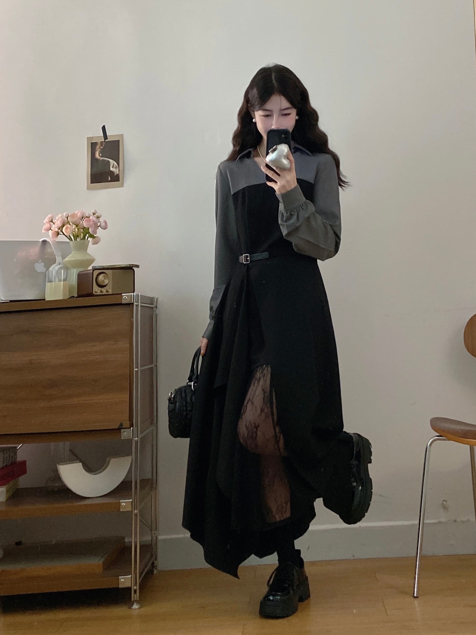 실사 빅 사이즈 여성 의류 2026 가을 새로운 지방 mm V넥 페이크 레이어드 패치워크 레이스 긴팔 드레스 상세 이미지 4