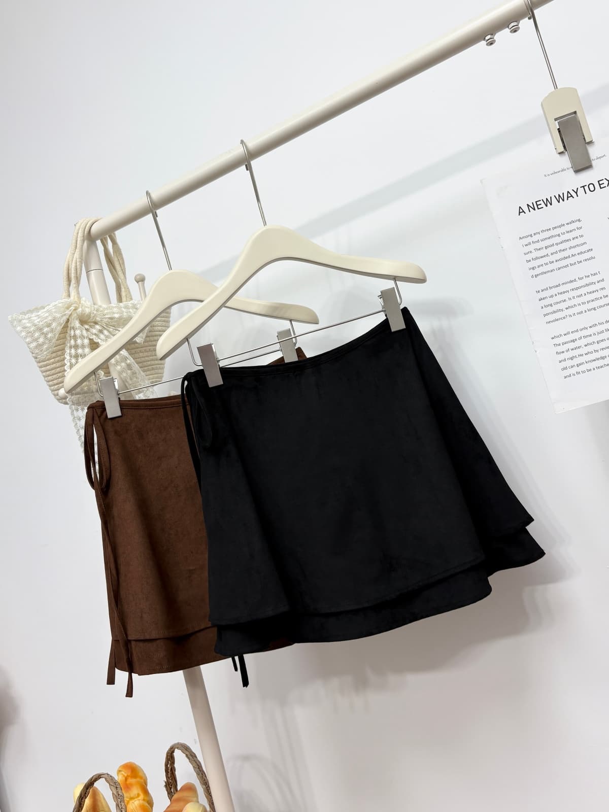 실사 가을 새로운 한 부서 다용도 한 마디 반신 스커트 달콤함 디자인 센스 나비 넥타이 스웨이드 원단 미니 스커트 상세 이미지 9