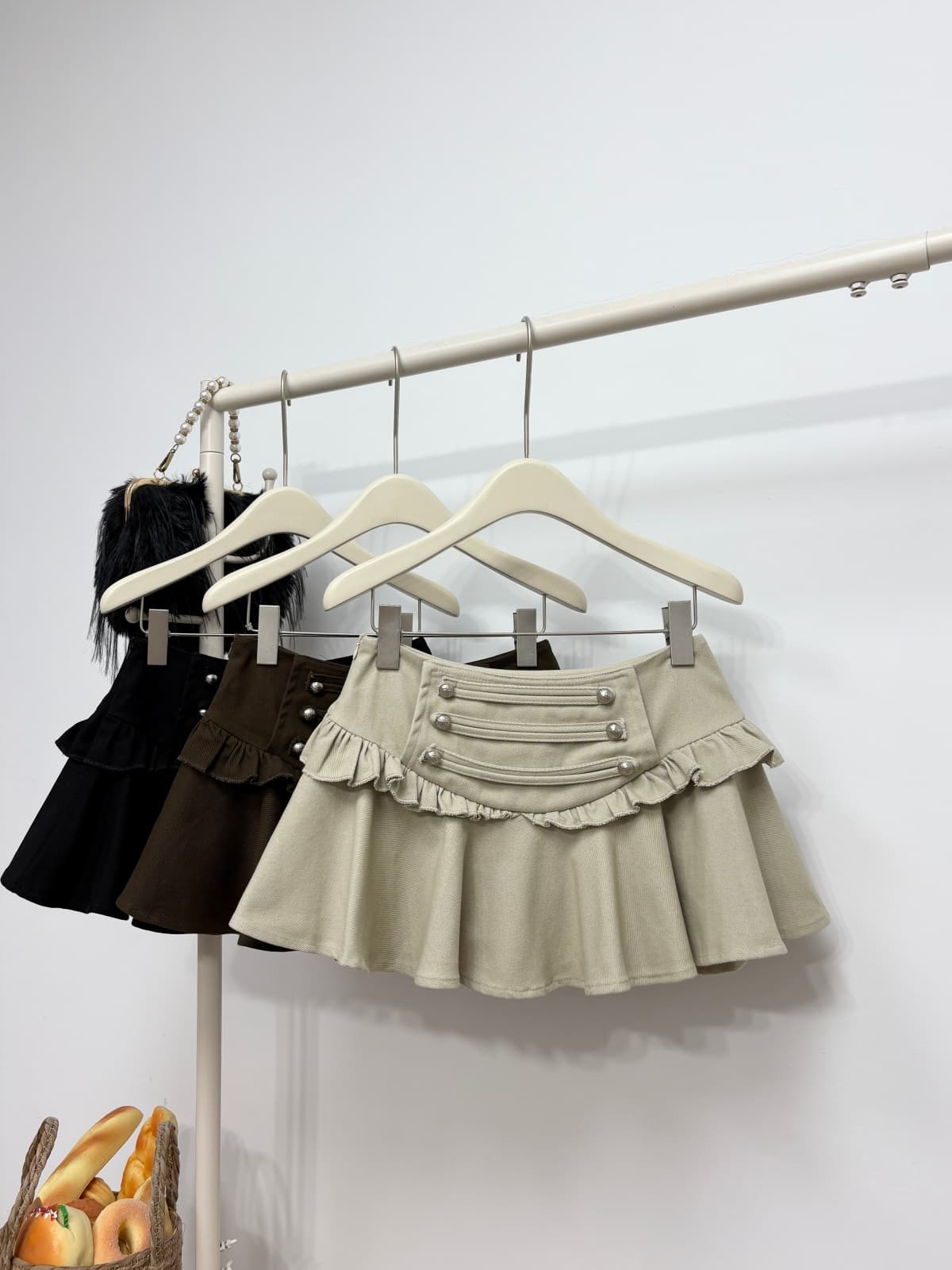 실사 가을 새로운 한 부서 ins 데님 면 반신 스커트 프릴 단추 디자인 센스 한 마디 달콤한 차가운 초단 스커트 상세 이미지 9