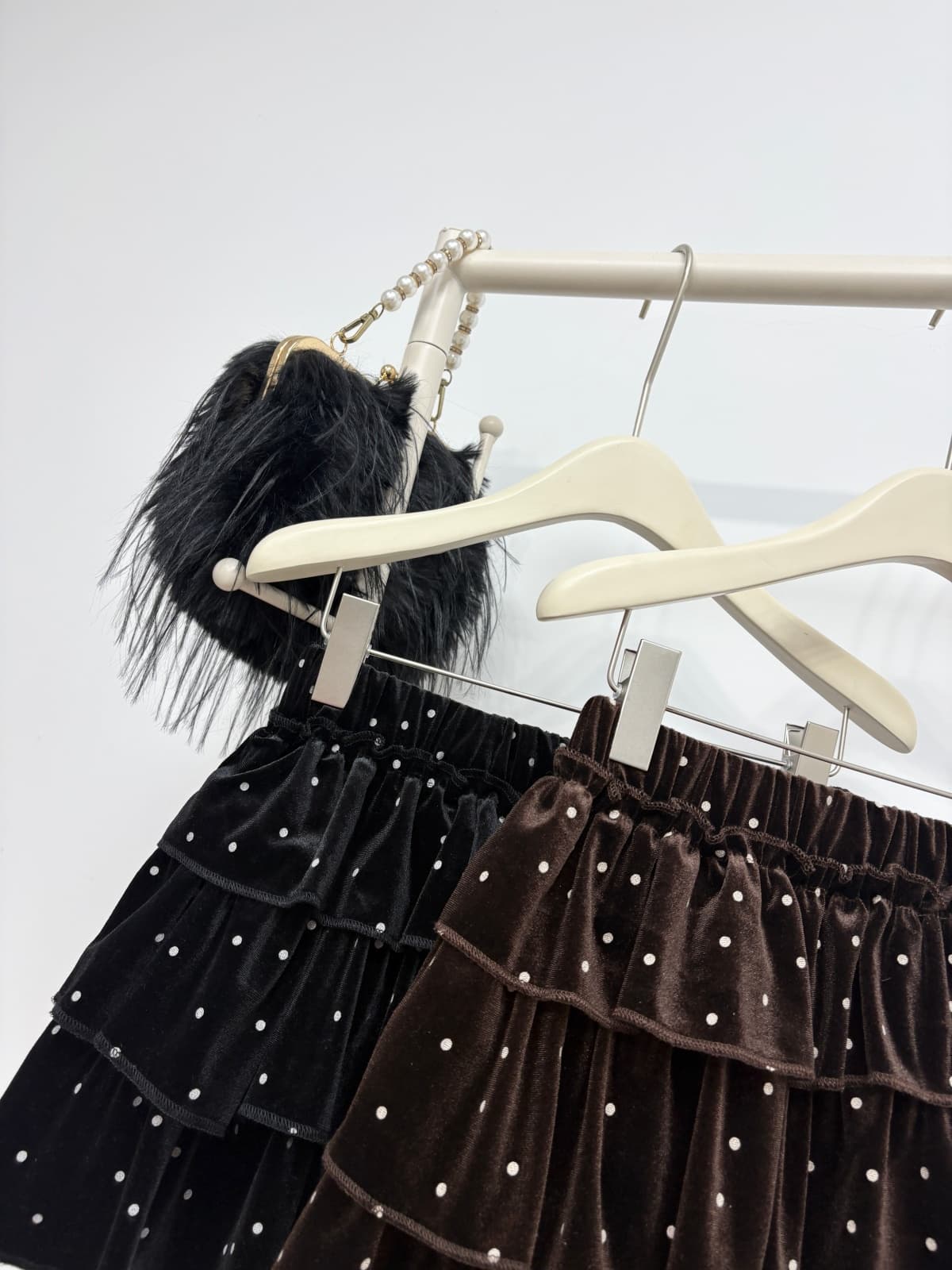 실사 가을 새로운 한 부서 chic 도트 무늬 벨벳 반신 스커트 다용도 슬림해 보이는 한 마디 미니 스커트 연령 감소 케이크 드레스 상세 이미지 3