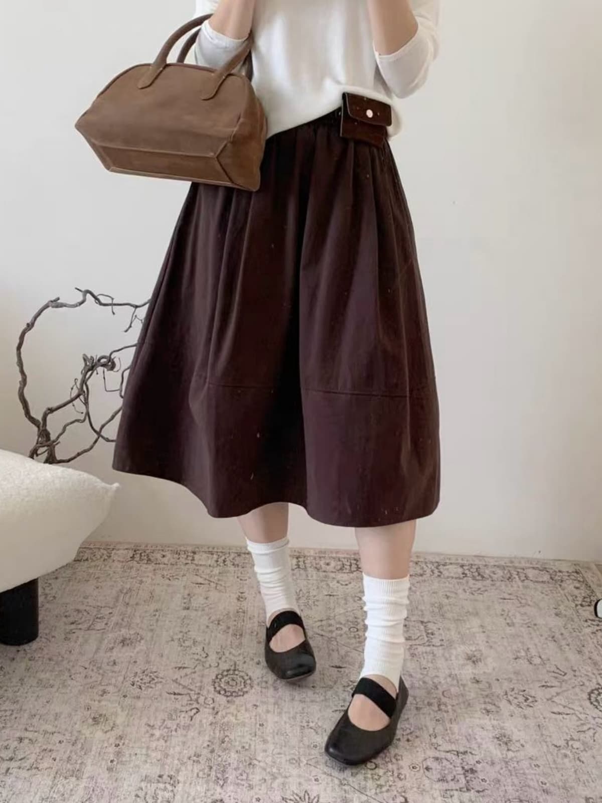 가을 새로운 2026 한국 스타일 다용도 미니멀리즘 레트로 우산 치마 워시 물 면 반신 스커트 워크웨어 캐주얼 한 마디 중간 스커트 상세 이미지 4