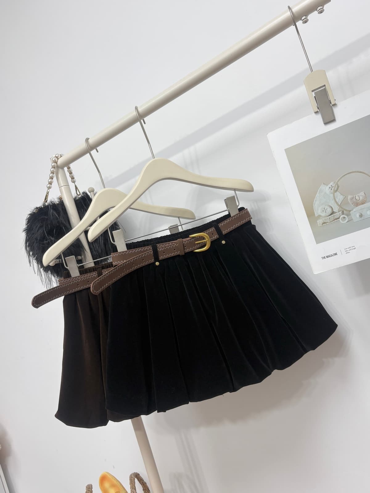 실사 가을 새로운 2026 한 부서 연령 감소 벨벳 반신 스커트 달콤함 다용도 한 마디 퍼프 꽃밭 미니 스커트 상세 이미지 2