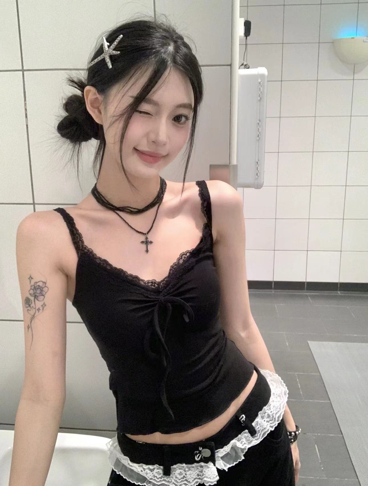 실사 정가 순수한 욕망 화이트 슬립 작은 조끼 여성 레이스 인사이드 가져 가라. 만나는 쇼트 스타일 달콤한 핫걸 외출용 맨위 이미지 2