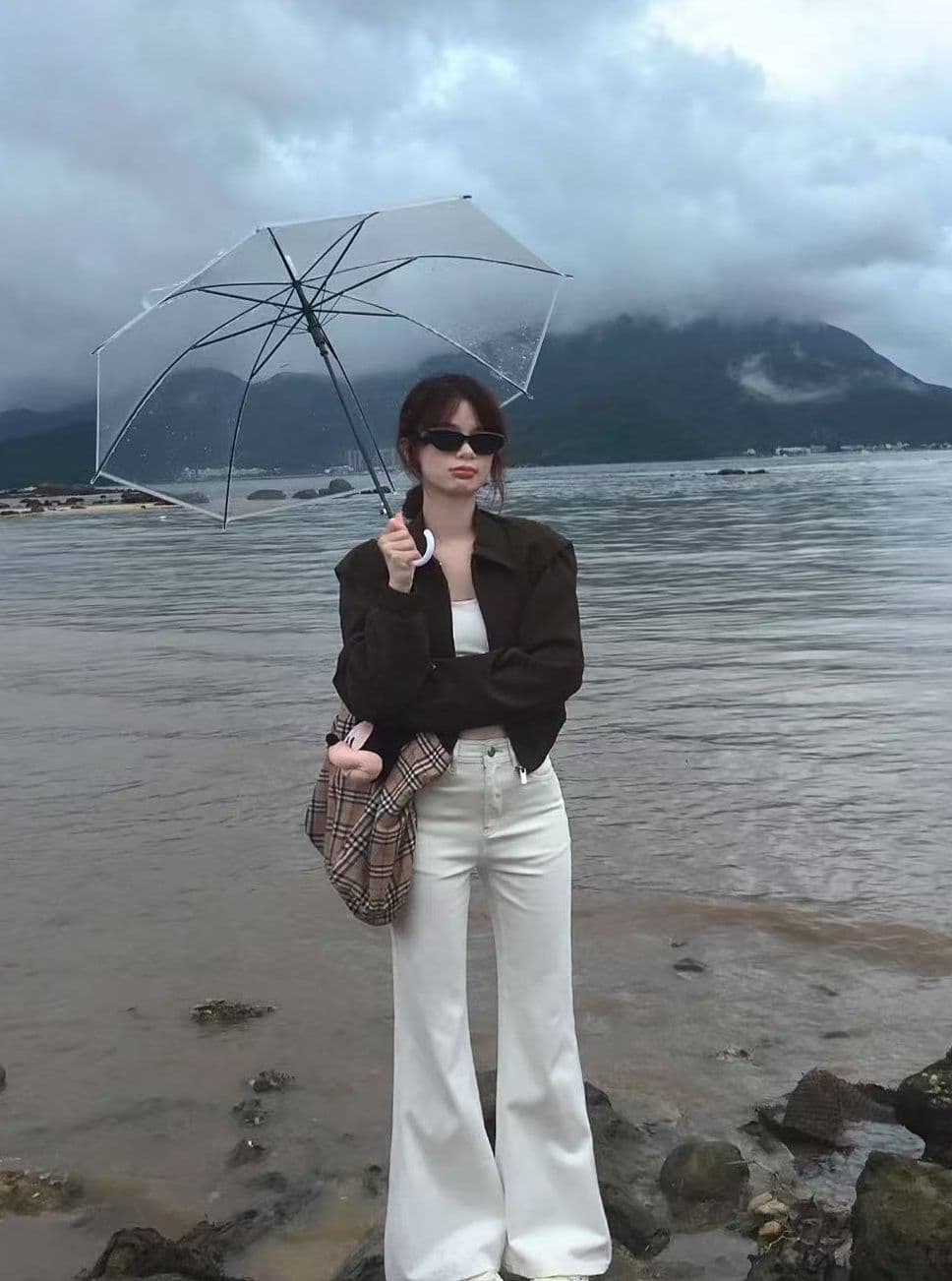 실사 정가 가을 달콤한 차가운 핫걸 아름다움 라드. 바람 어깨 패드 가죽 자켓 디자인 센스 쇼트 스타일 여성 코트 상세 이미지 2