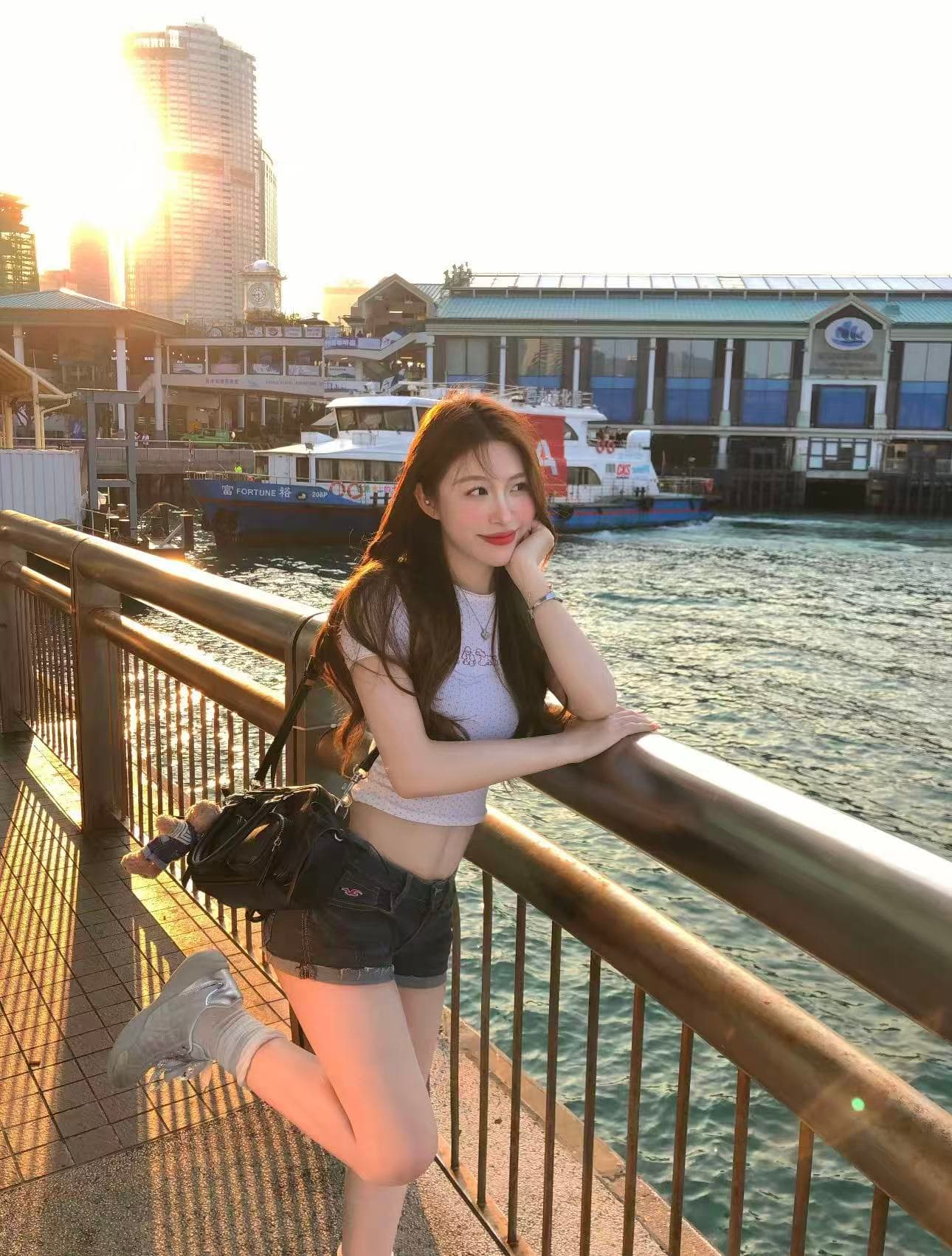 실사 정가 한 부서 일상 아름다움 개 핫픽스 도트 무늬 티셔츠 몸매 가꾸기 짧은 여성 여름 상세 이미지 5
