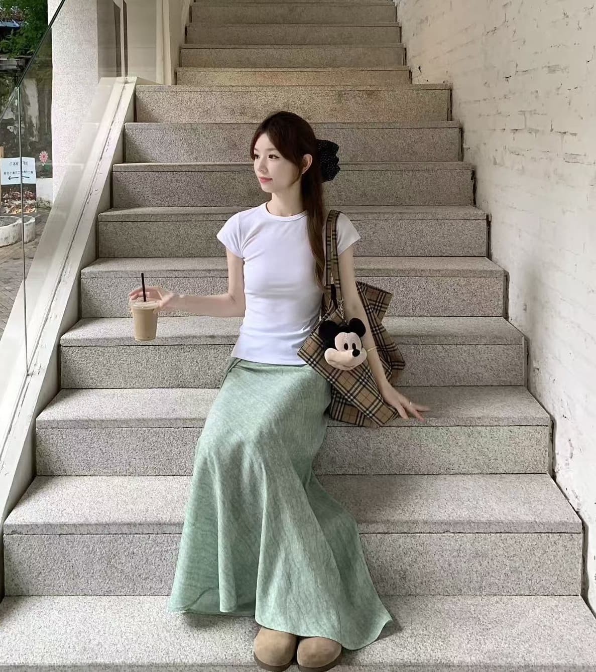 실사 정가 몸매 가꾸기 슬림해 보이는 긍정적 인 어깨 반팔 티셔츠 레트로 프린트 롱 스커트 레이스업 하이웨이스트 슬림해 보이는 반신 스커트 상세 이미지 7
