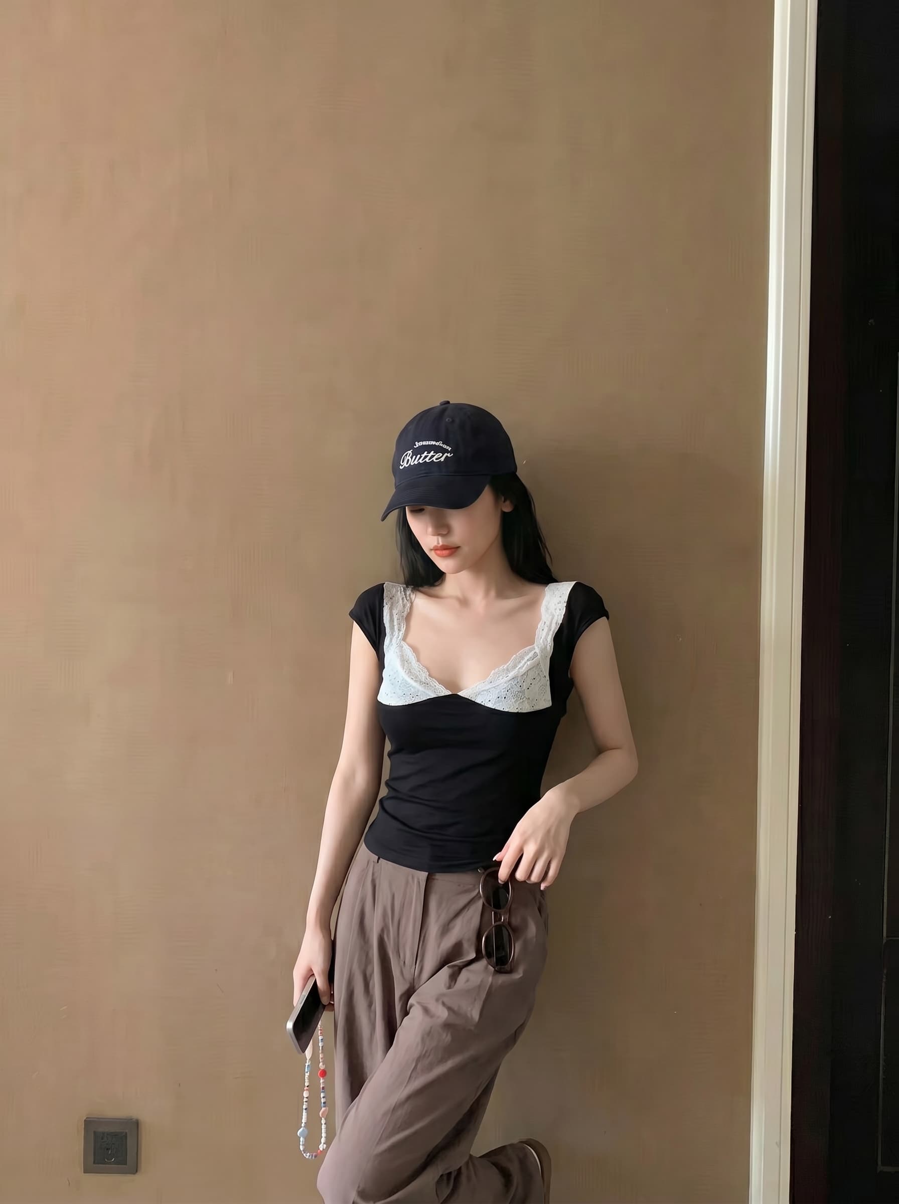 실사 정가 흑인과 백인 경기 레이스 측면 광장 칼라 주간 실크 반팔 티셔츠 여성 여름 몸매 가꾸기 슬림해 보이는 순수한 욕망 맨위 여성 상세 이미지 2