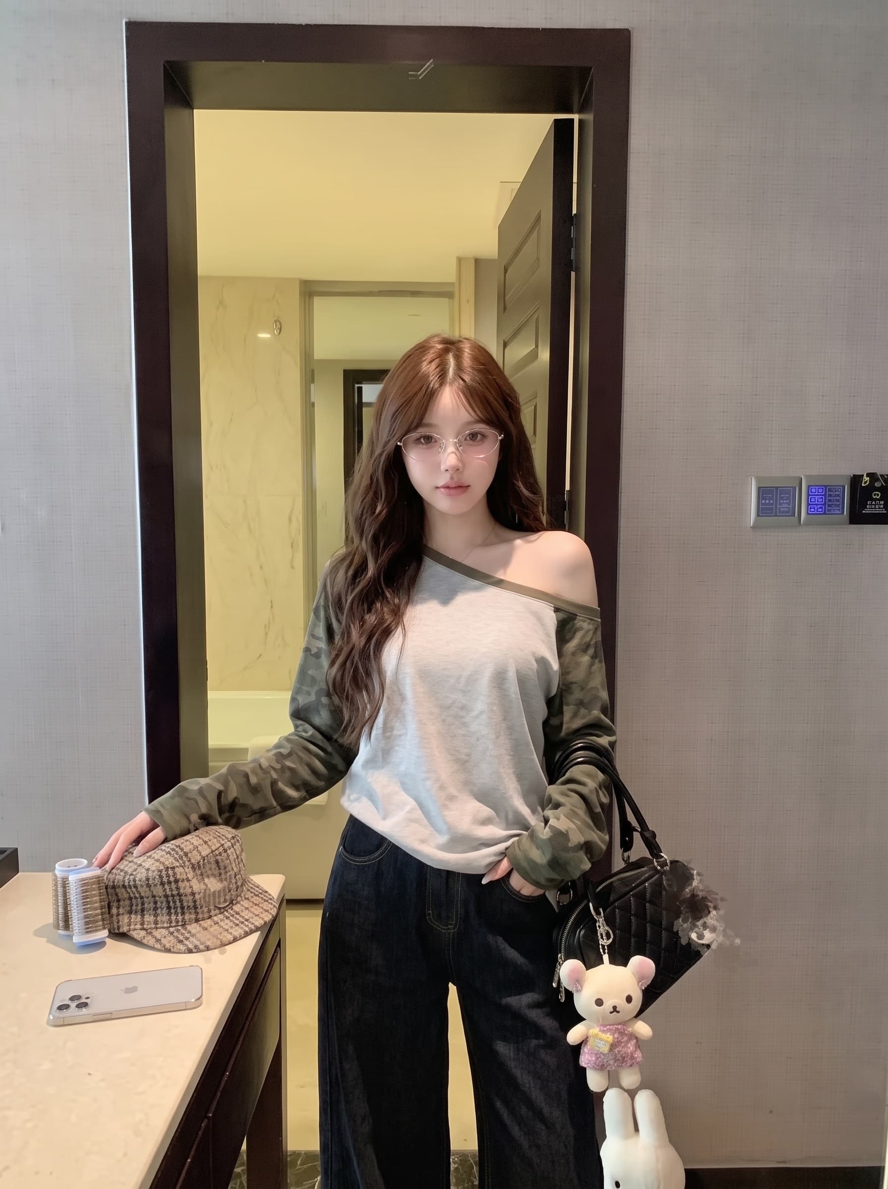 실사 정가 약 질적 인 놈 꽃 회색 패치워크 카모플라주 소매 불규칙 비스듬한 어깨 칼라 삽입 어깨 소매 루즈핏 느긋한 티셔츠 상세 이미지 2