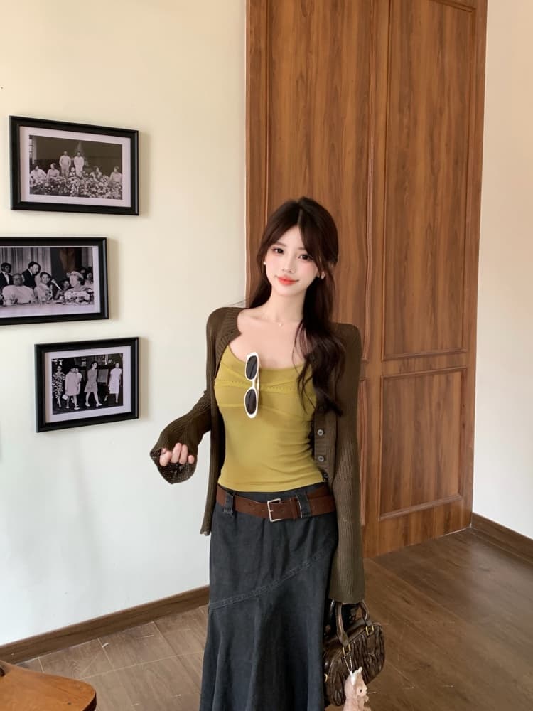 실사 이른 가을 이끼 녹색 3종 세트 지방 mm 착용 가져 가라. 센스 몸매 가꾸기 슬림해 보이는 니트 오픈 가디건 불규칙 데님 중간 스커트 상세 이미지 3