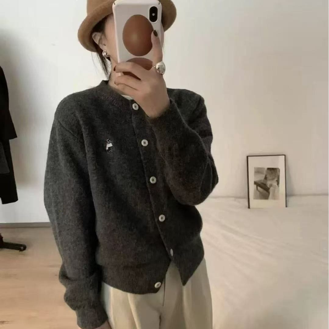 한 부서 새끼 고양이 자수 스웨터 오픈 가디건 싱글 줄 버튼 라운드 넥 맨위 새로운 작은 키 재킷 다용도 니트 스웨터 이미지 5
