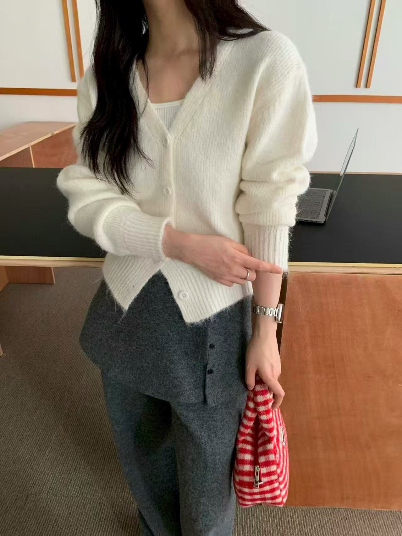 한국 스타일 단색 V넥 달콤함 레트로 시리즈 모헤어 니트 오픈 가디건 여성 가을 겨울철 패션 두꺼운 맨위 트렌디 상세 이미지 2