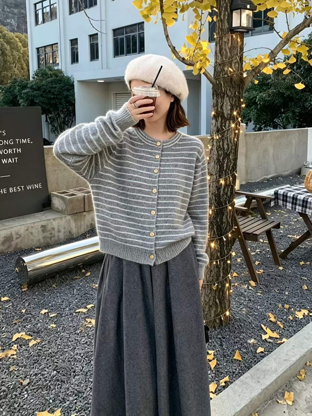 한 부서 배색 라운드 넥 스트라이프 양모 니트 오픈 가디건 여성 가을 겨울철 루즈핏 연령 감소 슬림해 보이는 스웨터 외부 잡아라. 의류 상세 이미지 2