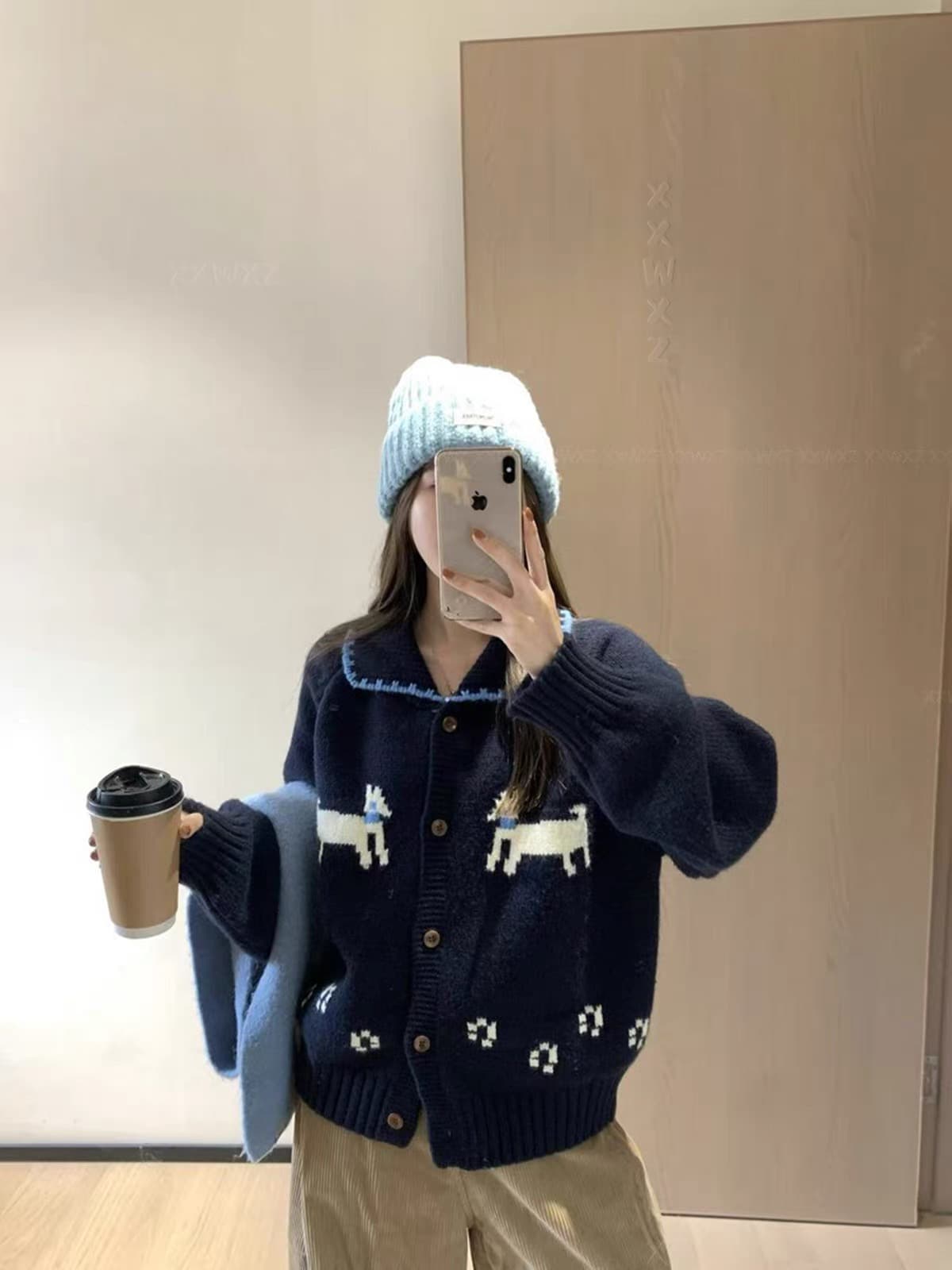 한국 동대문 가을 새로운 느긋한 만화 자카드 폴로 칼라 스웨터 연령 감소 루즈핏 다용도 슬림해 보이는 니트 스웨터 상세 이미지 2