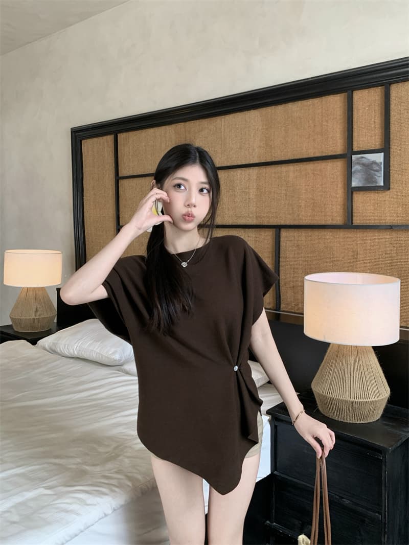 실사 루즈핏 비스듬한 어깨 배트윙 소매 니트 티셔츠 여성 부드러운 찹쌀 느긋한 센스 허리 수축 디자인 슬림해 보이는 불규칙 맨위 상세 이미지 42