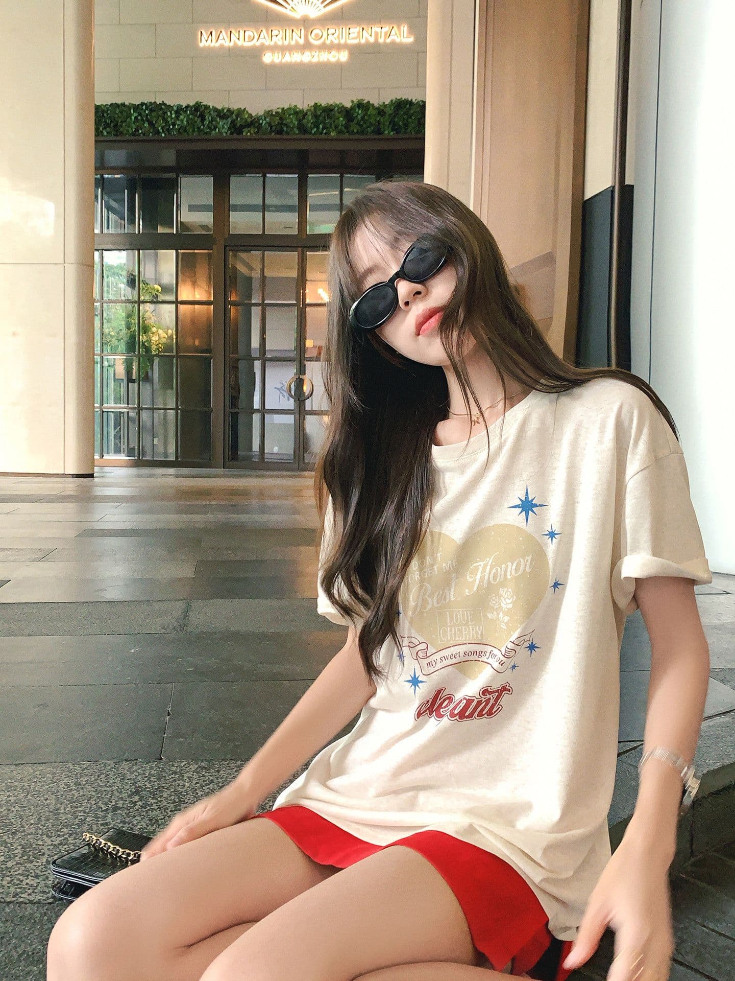 성분 30 폴리 에스터 32 끈끈한 섬유 38 면 새로운 프린트 라운드 넥 반팔 티셔츠 여성 루즈핏 캐주얼 새로운 맨위 상세 이미지 2