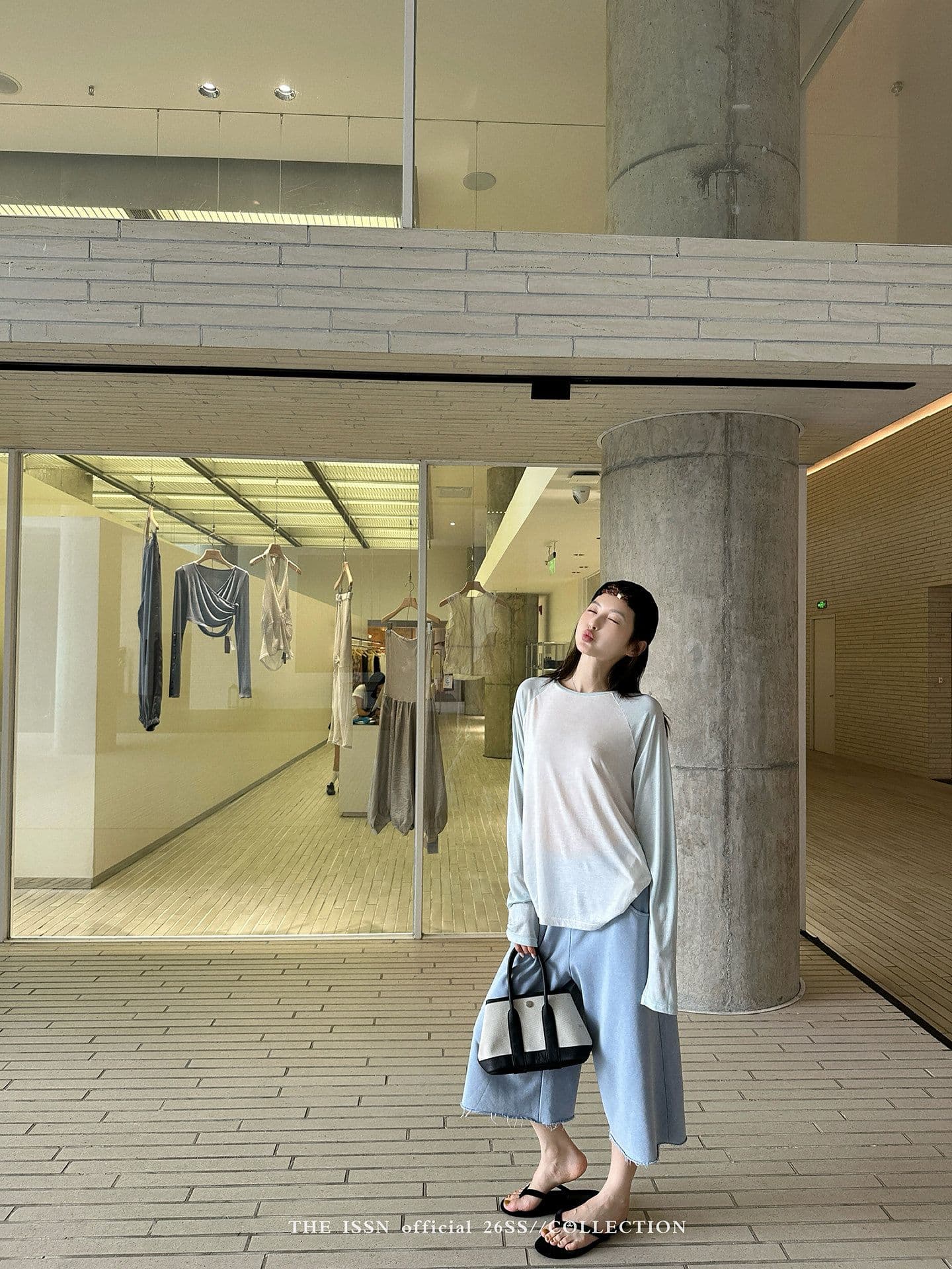 성분 100 라이 경기 서울 배색 라운드 넥 긴팔 티셔츠 여성 한 부서 미니멀리즘 다용도 얇은 스타일 루즈핏 맨위 상세 이미지 13