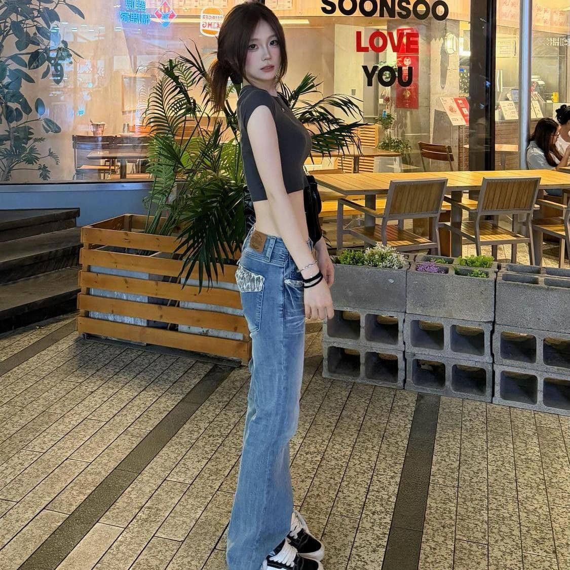 아메리칸 레트로 핫걸 청바지 여성 작은 대중 루즈핏 슬림해 보이는 스트레이트 넓은 다리 바닥 청소 바지 상세 이미지 4