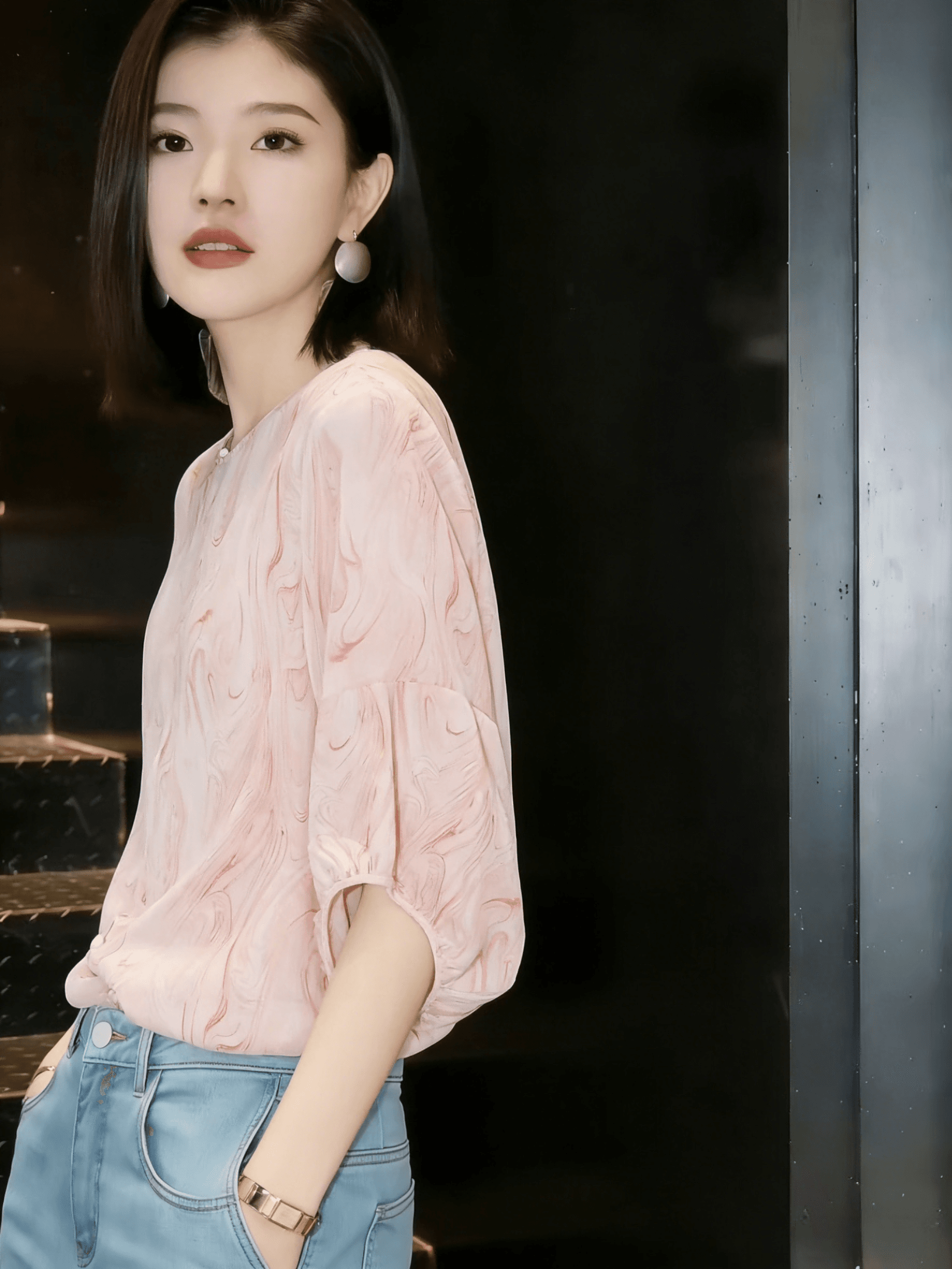 부드러운 바람 분말 색 후광 염색 거품 소매 쉬폰 블라우스 루즈핏 슬림해 보이는 품격 다용도 출퇴근 맨위 2026 여름 이미지 3