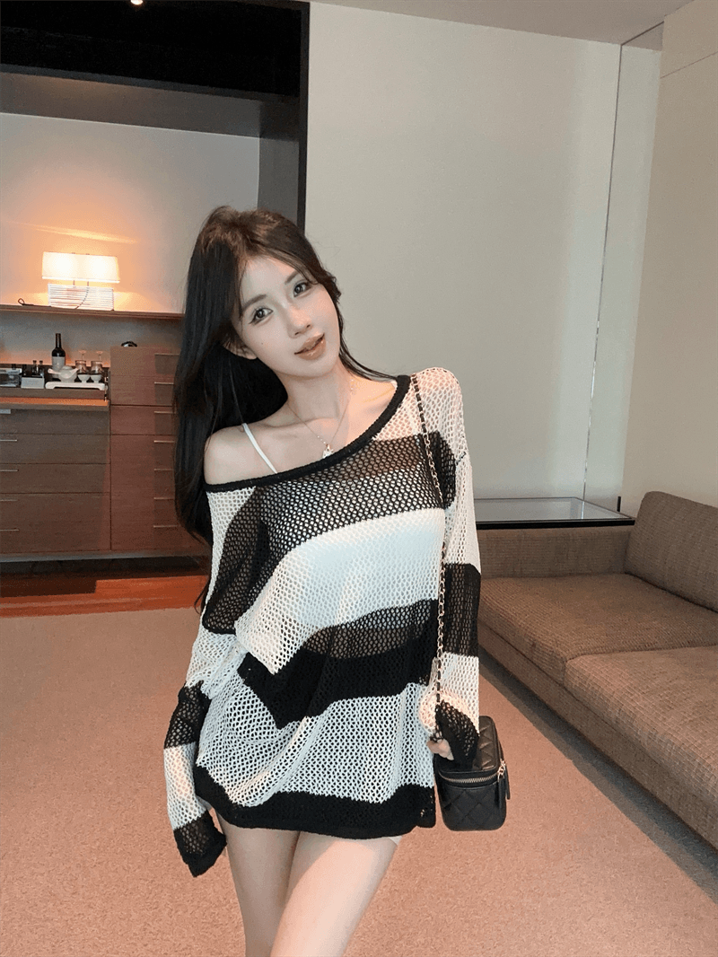 실사 느긋한 바람 라운드 넥 긴팔 스트라이프 니트 스웨터 품격 백리스 디자인 센스 홀로우 아웃 벨트 포함 상세 이미지 1