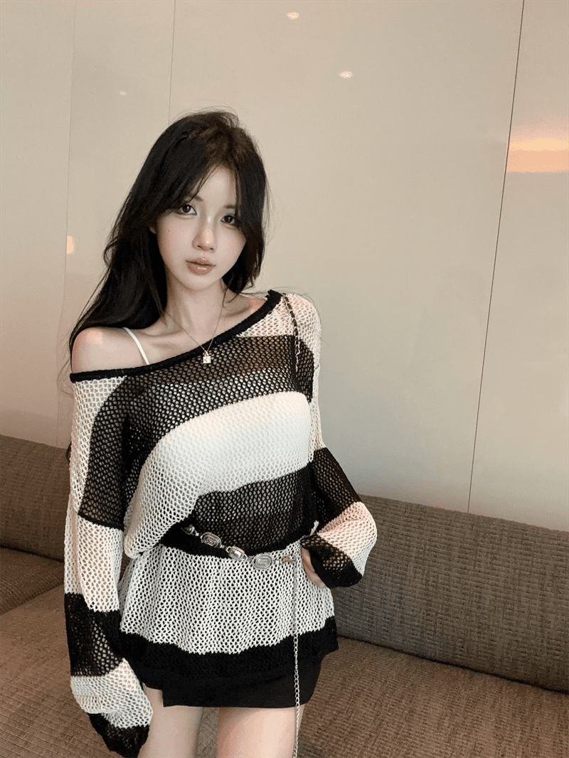 실사 느긋한 바람 라운드 넥 긴팔 스트라이프 니트 스웨터 품격 백리스 디자인 센스 홀로우 아웃 벨트 포함 상세 이미지 8