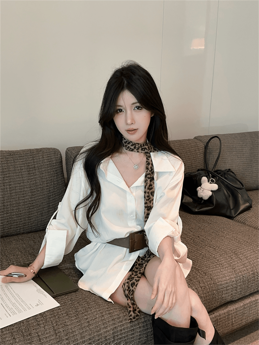 실사 프랑스식 순수한 욕망 바람 POLO 칼라 긴팔 미니 스커트 불규칙 루즈핏 슬림해 보이는 핫걸 품격 벨트 포함 셔츠 이미지 4