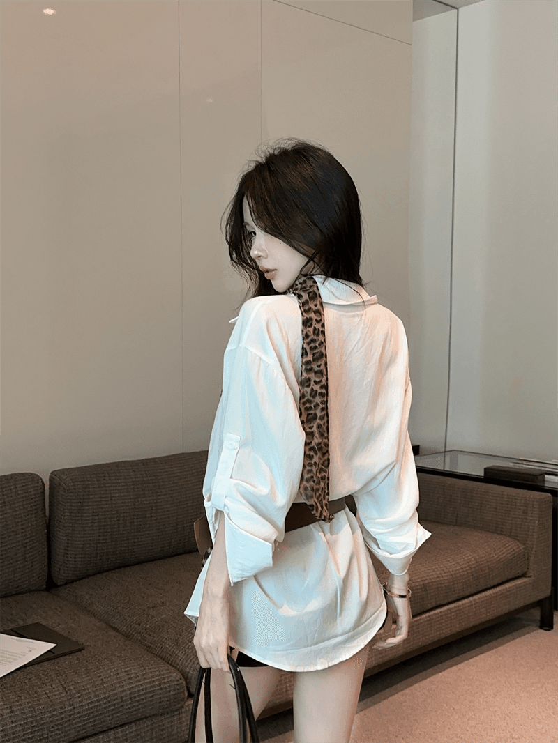 실사 프랑스식 순수한 욕망 바람 POLO 칼라 긴팔 미니 스커트 불규칙 루즈핏 슬림해 보이는 핫걸 품격 벨트 포함 셔츠 상세 이미지 12