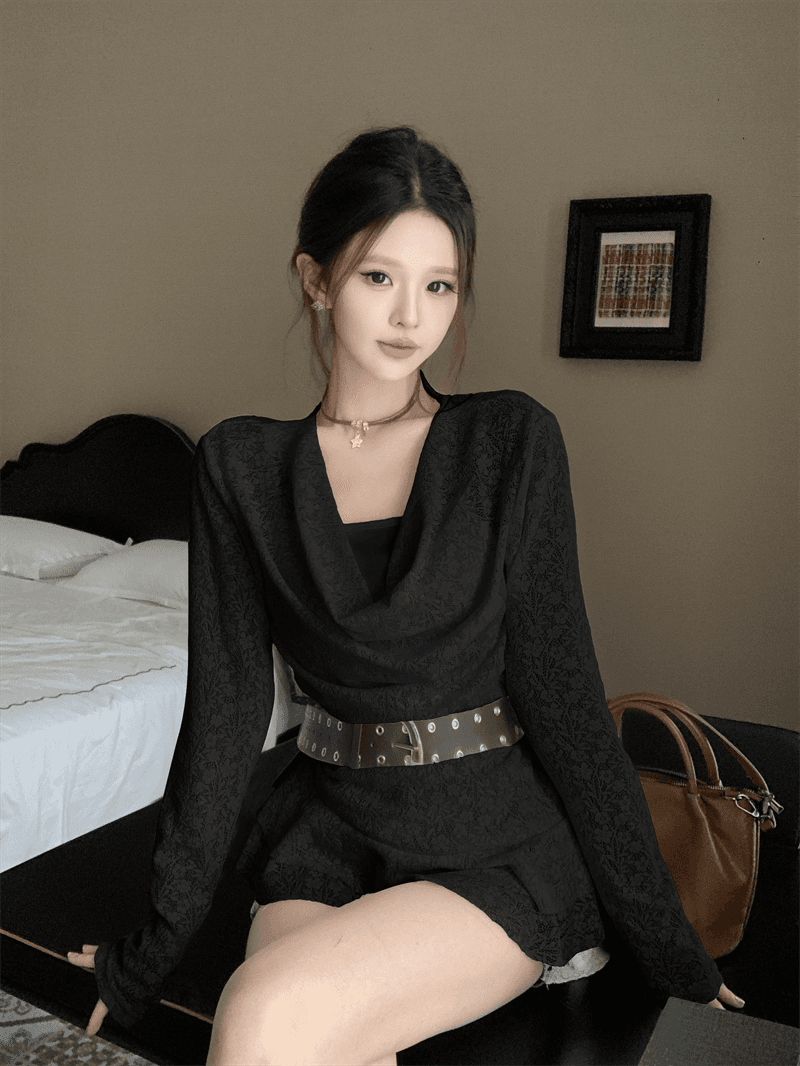 실사 가을 새로운 프랑스식 레트로 품격 연령 감소 레이스 조각 긴팔 티셔츠 여성 몸매 가꾸기 슬림해 보이는 맨위 상세 이미지 15