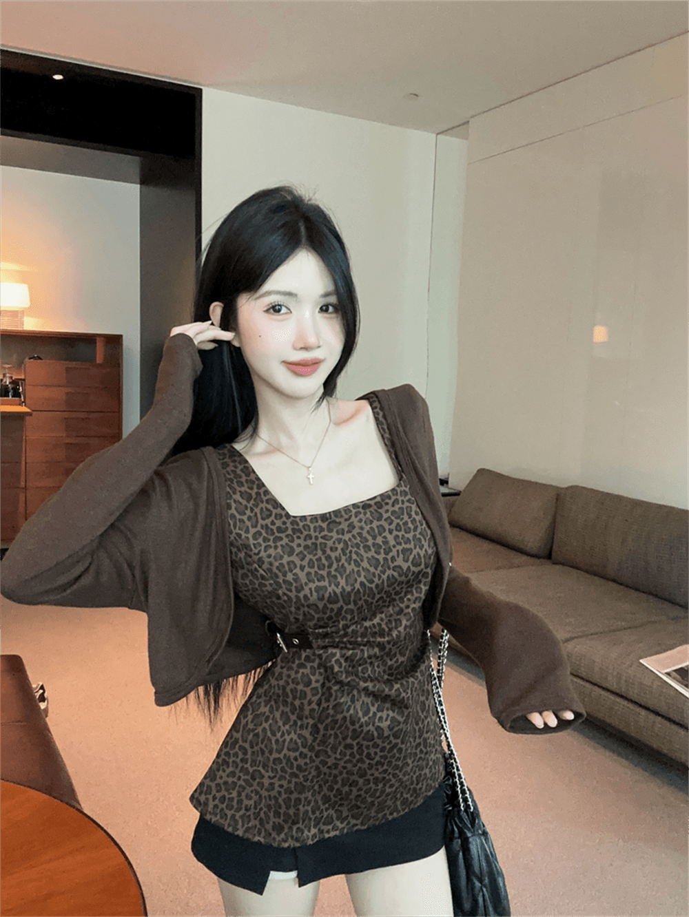 실사 봄 가을 순수한 욕망 바람 광장 칼라 허리 수축 불규칙 레오파드 무늬 조끼 긴팔 핫걸 쇼트 스타일 숄 투피스 세트