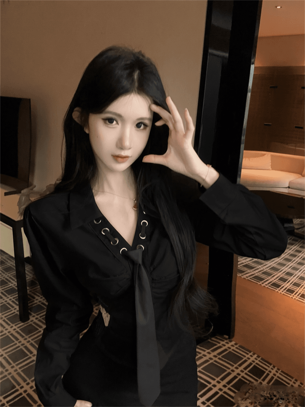 실사 봄 가을 V넥 패치워크 거품 소매 레이스 홀로우 아웃 불규칙 달콤함 경기 넥타이 쇼트 스타일 싱글 줄 버튼 셔츠 이미지 3
