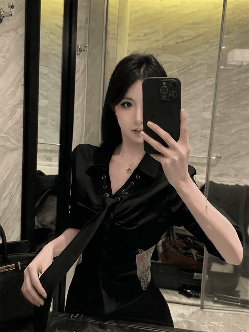 실사 봄 가을 V넥 패치워크 거품 소매 레이스 홀로우 아웃 불규칙 달콤함 경기 넥타이 쇼트 스타일 싱글 줄 버튼 셔츠 상세 이미지 15