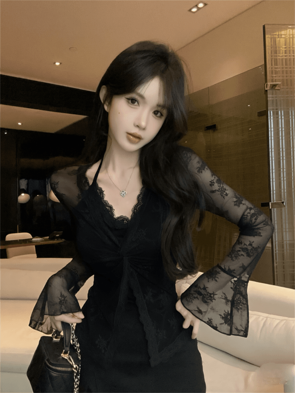 실사 봄 프랑스식 V넥 패치워크 레이스 행침 목 스타일 몸매 가꾸기 벌룬 소매 홀로우 아웃 페이크 레이어드 핫걸 풀오버 티셔츠 이미지 3
