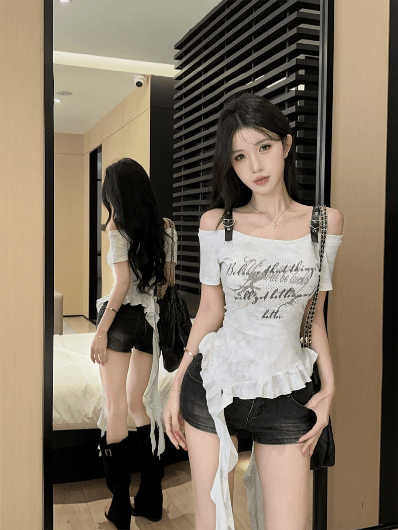 실사 여름 달콤함 디자인 센스 비스듬한 칼라 패치워크 어깨끈 알파벳 반팔 불규칙 카모플라주 프릴 티셔츠 트렌디 상세 이미지 16