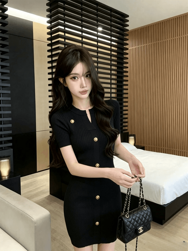 실사 여름 반 개방 칼라 리브 순수한 욕망 바람 몸매 가꾸기 싱글 줄 버튼 민소매 미니 스커트 섹시함 타이트 스커트 니트 드레스 상세 이미지 4