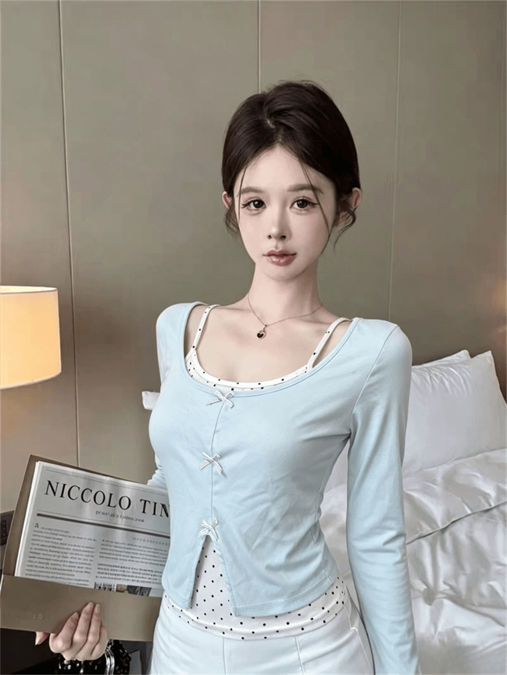 실사 가을 낮음 라운드 넥 패치워크 도트 무늬 행침 목 스타일 레이스업 몸매 가꾸기 긴팔 나비 매듭 페이크 레이어드 풀오버 티셔츠