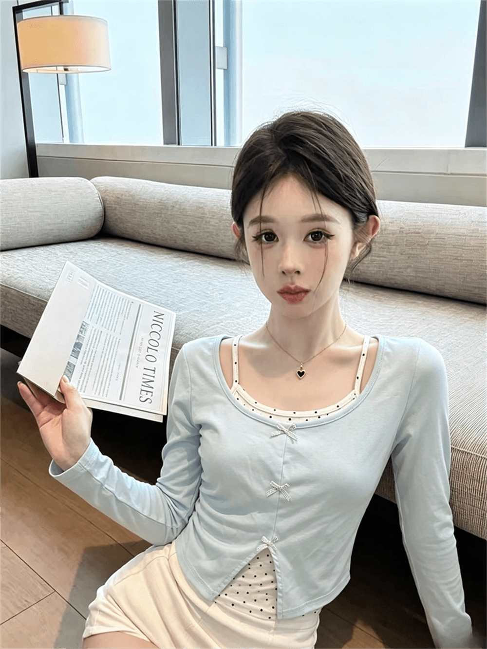 실사 가을 낮음 라운드 넥 패치워크 도트 무늬 행침 목 스타일 레이스업 몸매 가꾸기 긴팔 나비 매듭 페이크 레이어드 풀오버 티셔츠 이미지 4