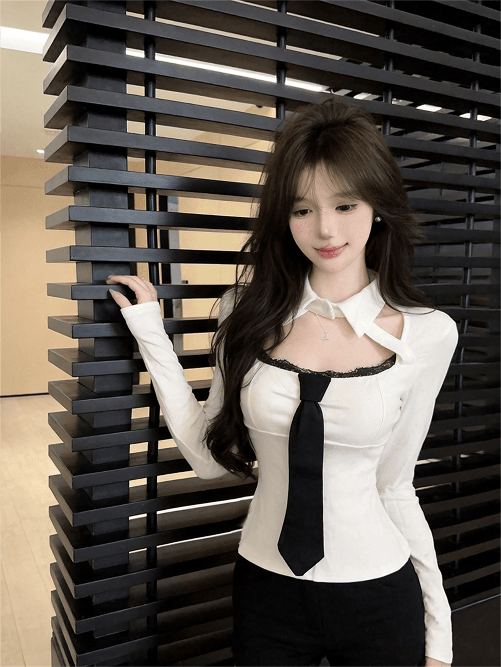 실사 가을 레이스 측면 광장 칼라 패치워크 넥타이 쇼트 스타일 몸매 가꾸기 페이크 레이어드 핫걸 순수한 욕망 바람 풀오버 티셔츠 이미지 4