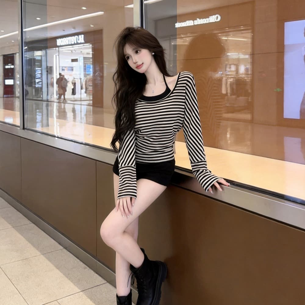 실사 가을 낮음 라운드 넥 스트라이프 긴팔 몸매 가꾸기 배트윙 소매 티셔츠 쇼트 스타일 아름다움 뒤로 레이스업 포장 가슴 투피스 세트 이미지 5