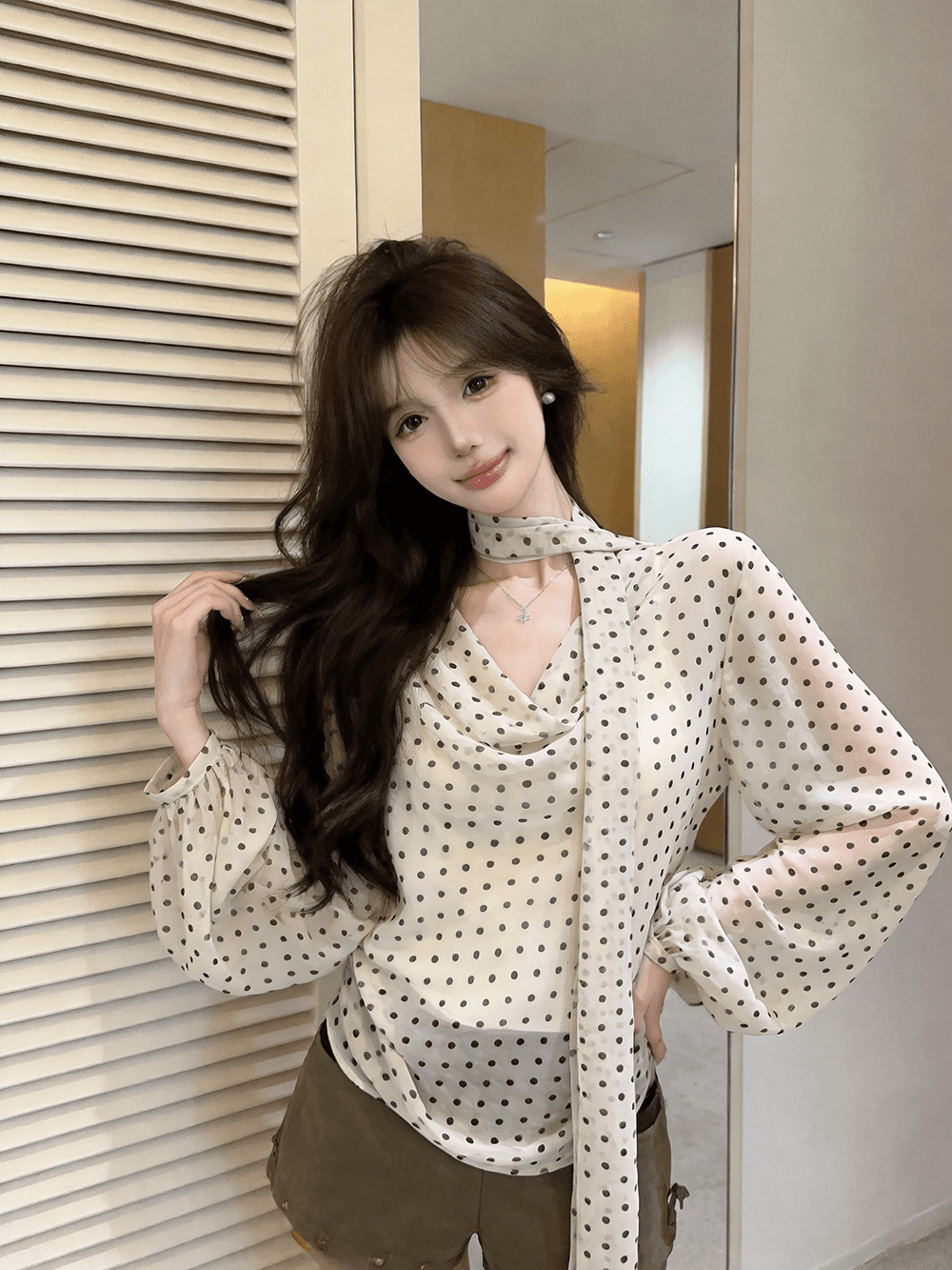 실사 가을 프랑스식 흔들다 칼라 경기 스카프 순수한 욕망 바람 루즈핏 도트 무늬 쉬폰 블라우스 몸매 가꾸기 캐미솔 3종 세트 이미지 3