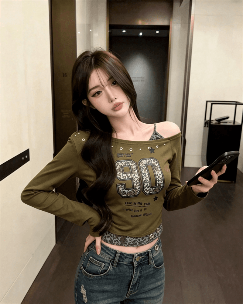 실사 가을 비스듬한 칼라 패치워크 레오파드 무늬 쇼트 스타일 몸매 가꾸기 긴팔 불규칙 맨위 핫걸 펌프 Pleat 페이크 레이어드 티셔츠 상세 이미지 6