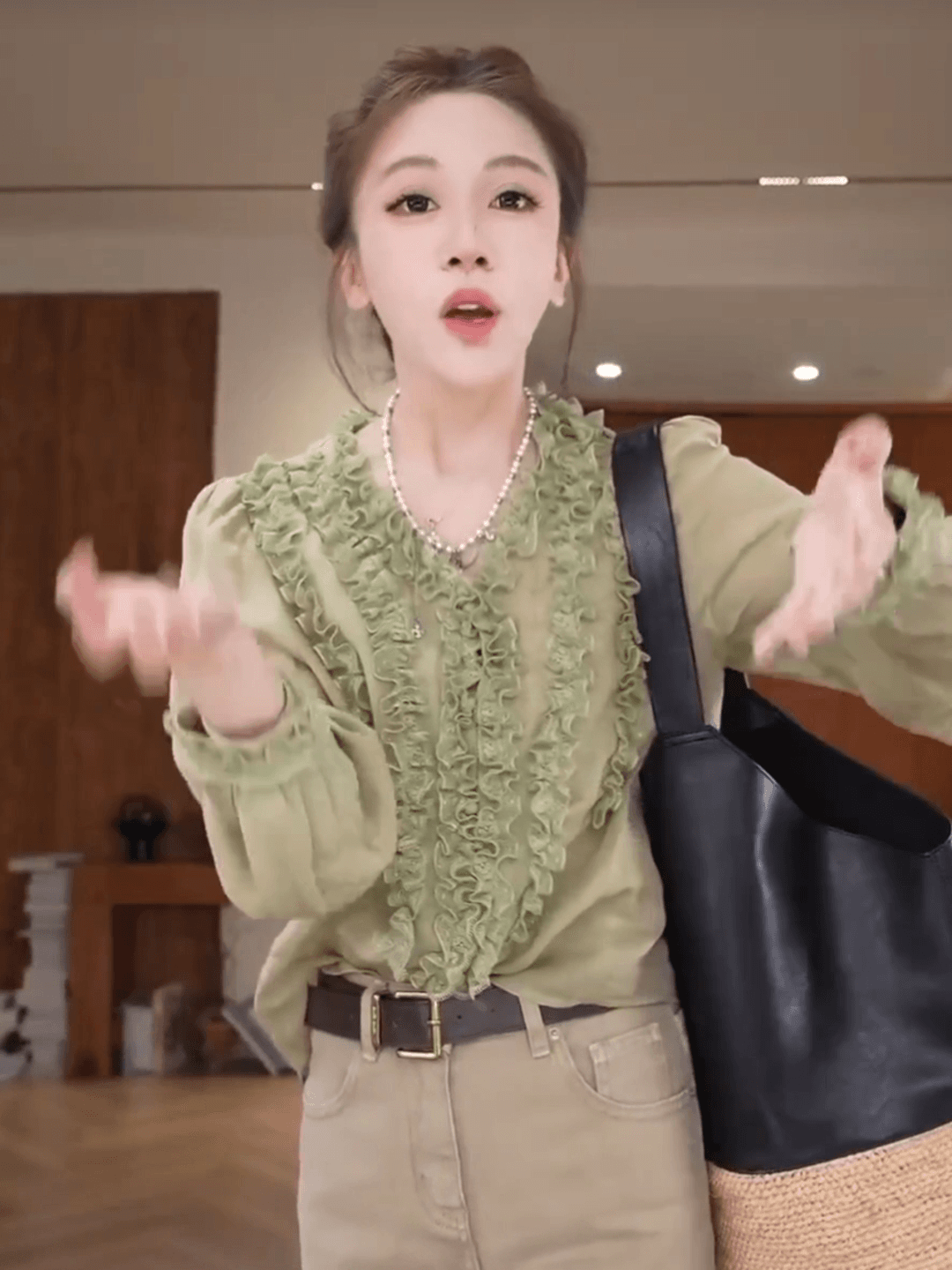 작은 녹색 레몬 조기 봄 프랑스식 캐주얼 패션 디자인 센스 루즈핏 슬림해 보이는 아마 여성 셔츠 이미지 2