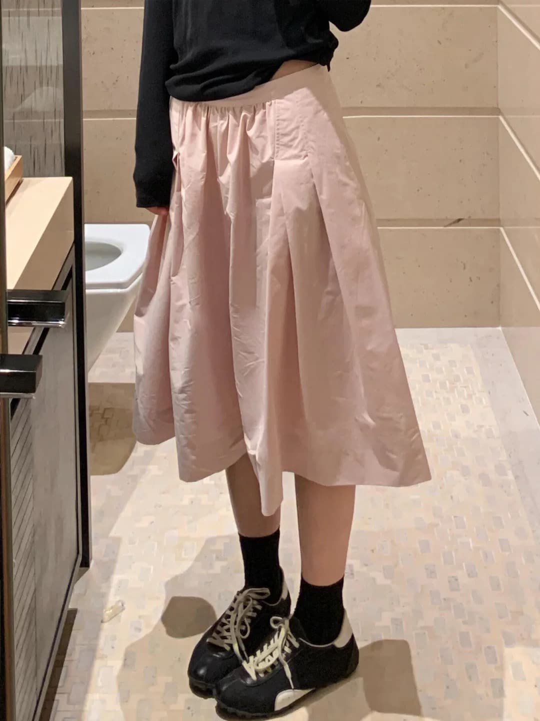 자이언트 잘 생긴 여름 드레스 전체 집합 느긋한 느슨함 센스 착용 가져 가라. 긍정적 인 어깨 긴팔 자외선 차단 티셔츠 핑크색 반신 치마 세트 이미지 3