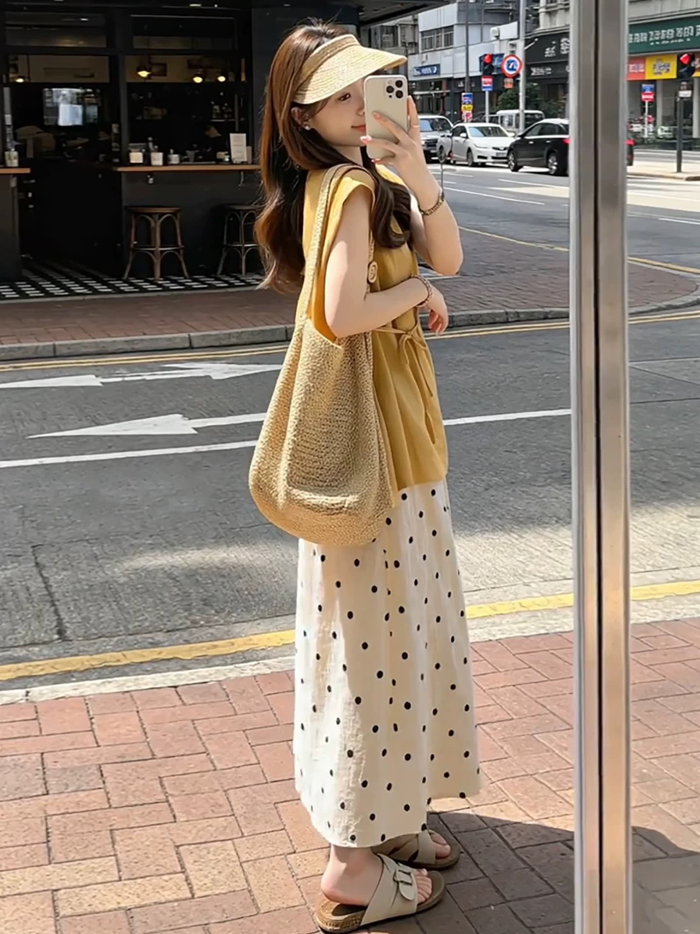 로얄 자매 캐주얼 고급 센스 세트 여성 2026 여름 새로운 품격 민소매 조끼 도트 무늬 반신 스커트 투피스 세트 이미지 3