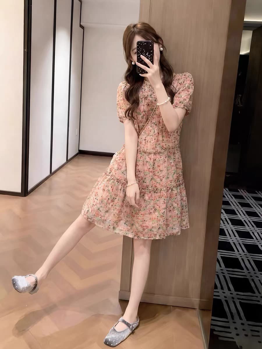 프랑스식 부드러운 바람 핑크색 꽃무늬 여성 드레스 여름 2026 새로운 작은 키 디자인 센스 아름다운 착용 가져 가라. 치마 상세 이미지 3
