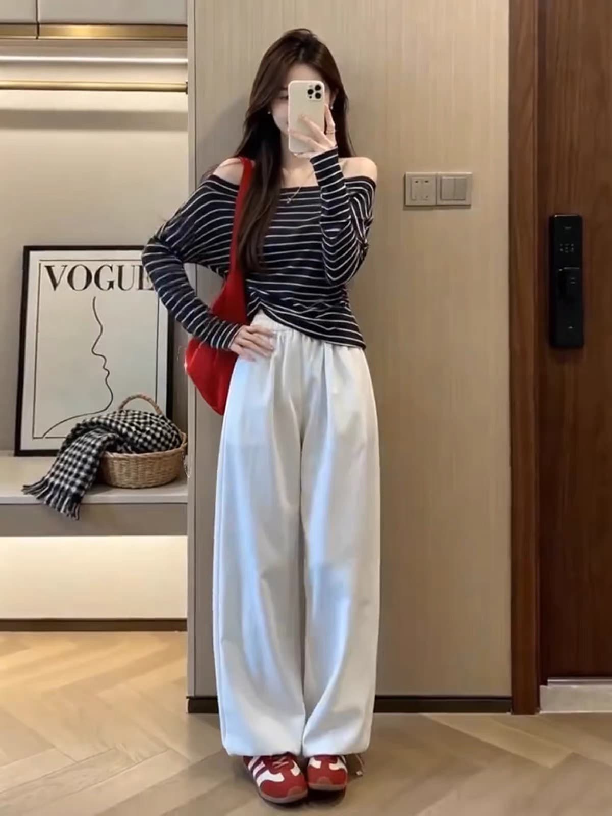 한 부서 자이언트 잘 생긴 ootd 착용 가져 가라. 전체 집합 2026 가을 스트라이프 오프숄더 맨위 바지 이른 가을 세트 여성 이미지 4