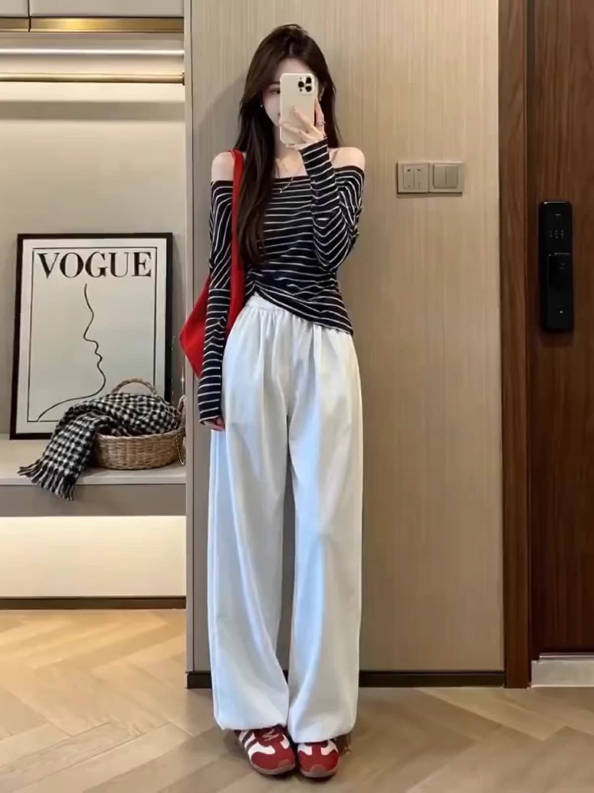 한 부서 자이언트 잘 생긴 ootd 착용 가져 가라. 전체 집합 2026 가을 스트라이프 오프숄더 맨위 바지 이른 가을 세트 여성 상세 이미지 1