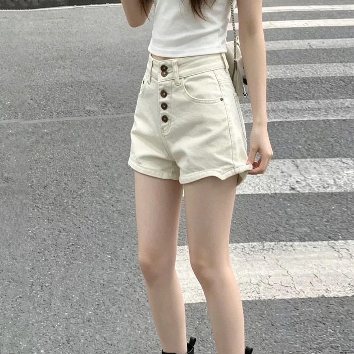 쌀 살구 색상 아메리칸 핫걸 데님 반바지 여성 여름 단추 디자인 센스 슬림해 보이는 표지 넓적 다리 작은 키 넓은 다리 핫 바지 상세 이미지 5