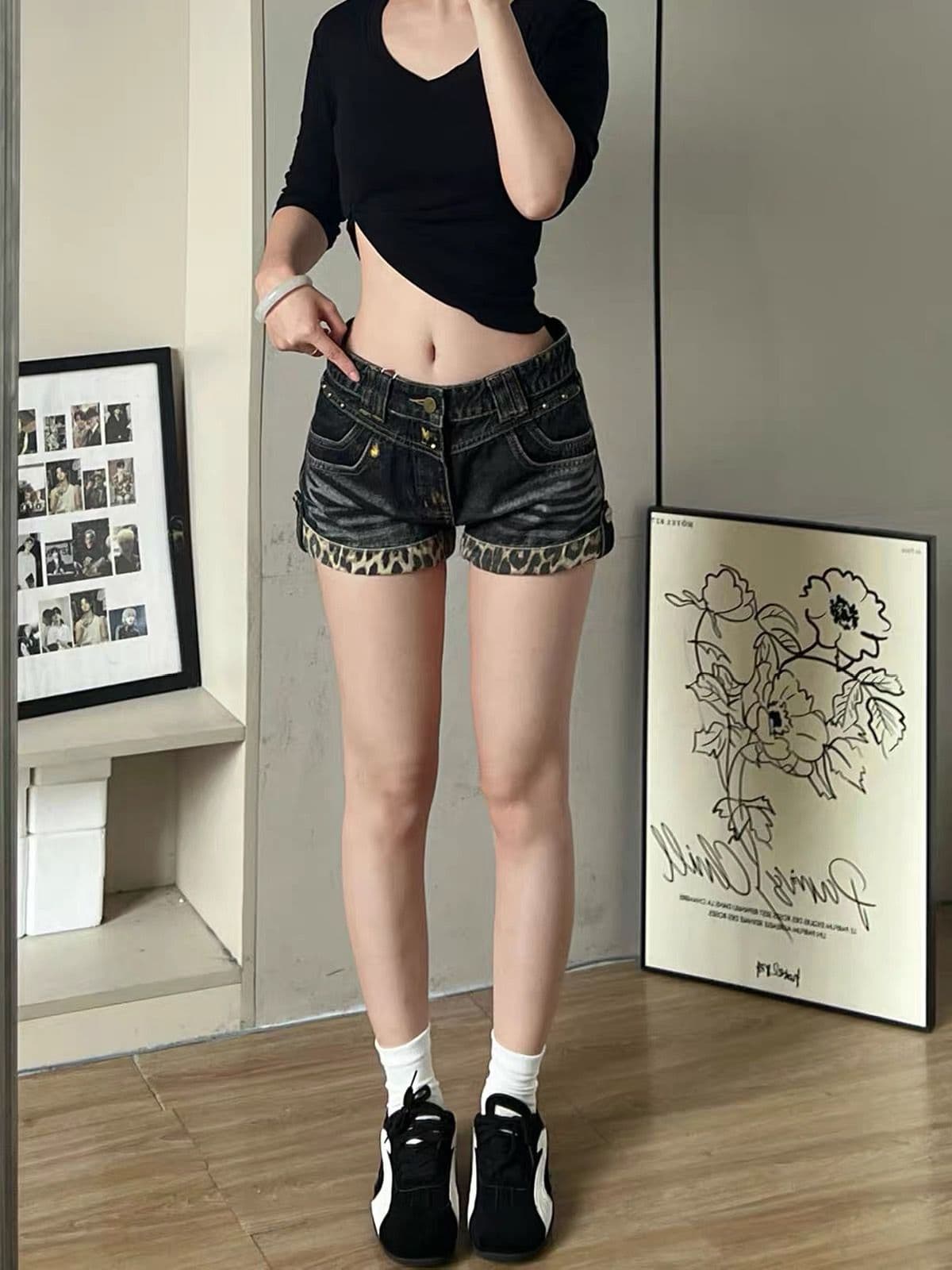 아메리칸 레트로 마 오래된 레오파드 무늬 뒤집다 측면 징 데님 반바지 여성 가을 새로운 디자인 주머니 스트레이트 뜨거운 바지 상세 이미지 4