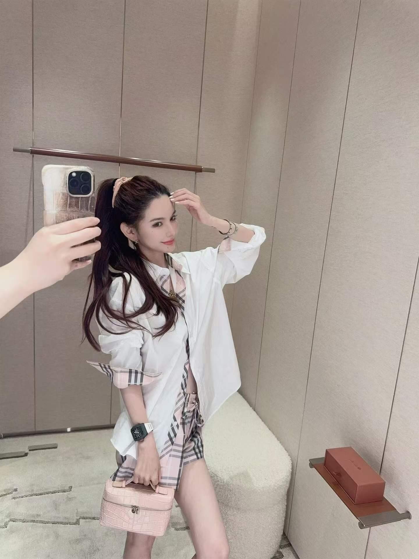 패션 오래된 돈 바람 세트 외국 가스 루즈핏 고급 센스 체크무늬 패치워크 자외선 차단 셔츠 반바지 두 조각 여성 세트 여름 이미지 3