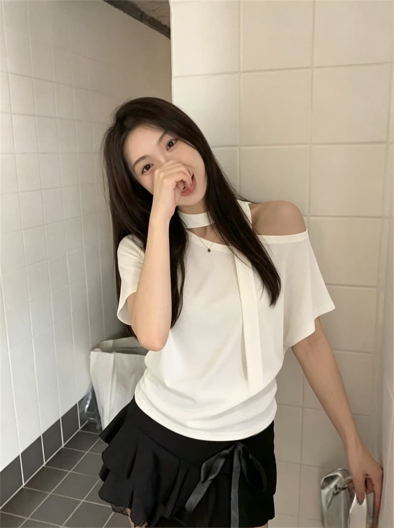 실사 여름 새로운 기초 섹션 디자인 센스 스트랩 오프숄더 반팔 티셔츠 여성 상세 이미지 1